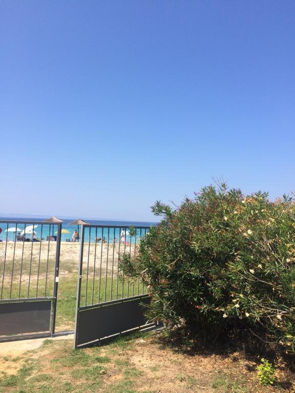 Sithonia White Sand Villa Koviou Beach Nikiti מראה חיצוני תמונה